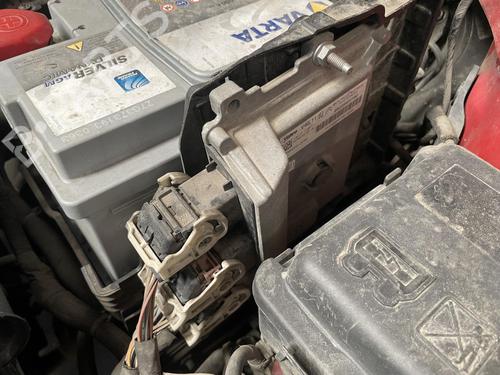 Used Engine control unit (ECU) CITROËN C4 CACTUS 1.2 VTi 82 (82 hp) 27481411