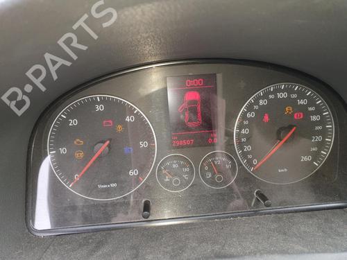 Left front fenders VW TOURAN (1T1, 1T2) 2.0 TDI | BP26421377C41 