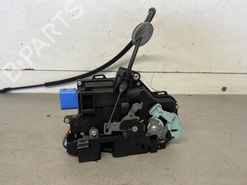 Used Rear right lock VW TOURAN (1T3) 2.0 TDI (140 hp) 26418537