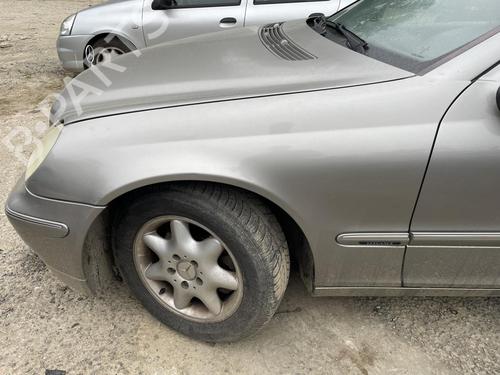 left-front-fenders-mercedes-benz-c-class-w203-2000-2001-2002-2003-2004-2005-2006-2007-38089570 main image