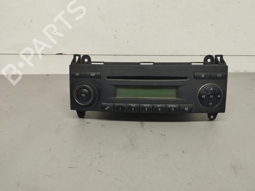 Used Radio VW CRAFTER 30-50 Van (2E_) 2.0 TDI (136 hp) 26426603
