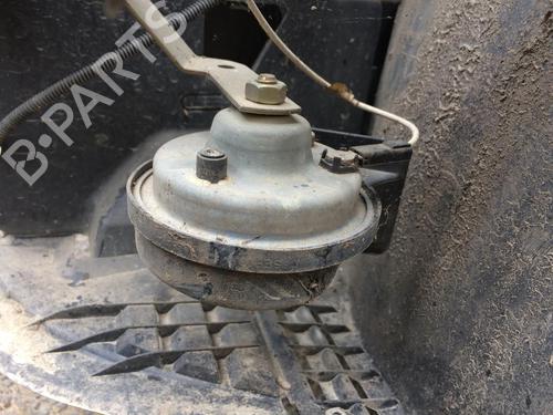 Used Horn RENAULT CLIO II (BB_, CB_) 1.2 16V (BB05, BB0W, BB11, BB27, BB2T, BB2U, BB2V, CB05,... (75 hp) 27585972
