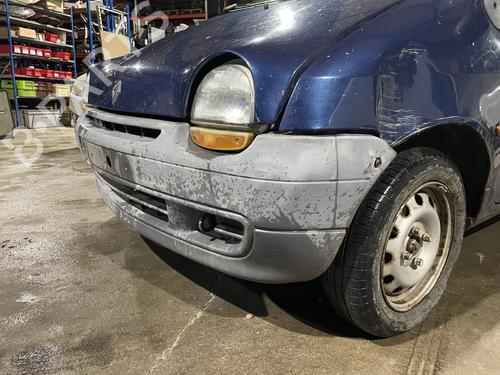 Zderzak przedni RENAULT TWINGO I (C06_) 1.2 (C066, C068) | BP30876131C7