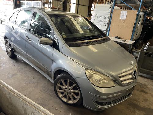 Rear parcel shelf MERCEDES-BENZ B-CLASS Sports Tourer (W245) B 180 CDI (245.207) | BP32413528C85