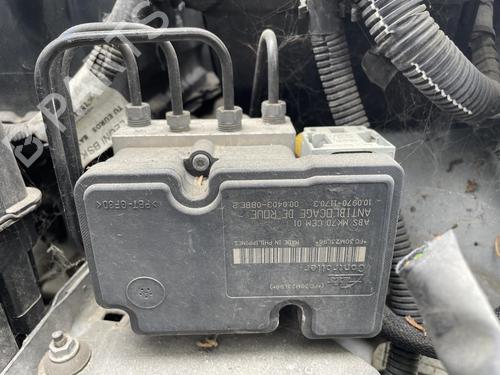 Módulo de ABS Módulo de ABS PEUGEOT 206+ (2L_, 2M_) 1.4 i (73 hp) 36653560 36653560