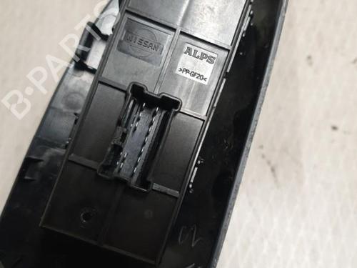 Right front window switch NISSAN JUKE (F15) 1.2 DIG-T | BP26422175I26 
