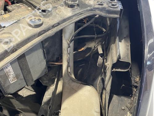 Used Windscreen washer tank Windscreen washer tank FORD FUSION (JU_) 1.6 (100 hp) 33654372 33654372