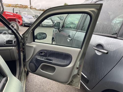 Right front window switch RENAULT CLIO II (BB_, CB_) 1.5 dCi (B/CB07) | BP30181227I26