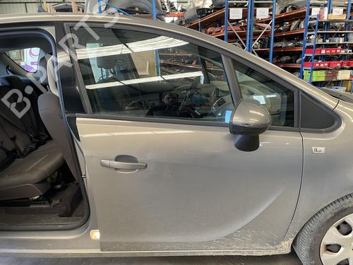 Used Right front door OPEL MERIVA B MPV (S10) 1.4 (75) (120 hp) 26425932