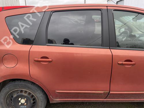 Højre bagtil lås NISSAN NOTE (E11, NE11) 1.6 (110 hp) 31824390