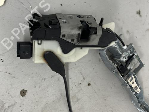 Front left lock PEUGEOT 2008 I (CU_) 1.2 PureTech 82 | BP29077863C98