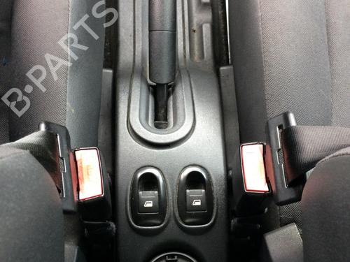 Used Left rear window switch Left rear window switch CITROËN C3 Pluriel (HB_) 1.4 HDi (68 hp) 28976170 28976170