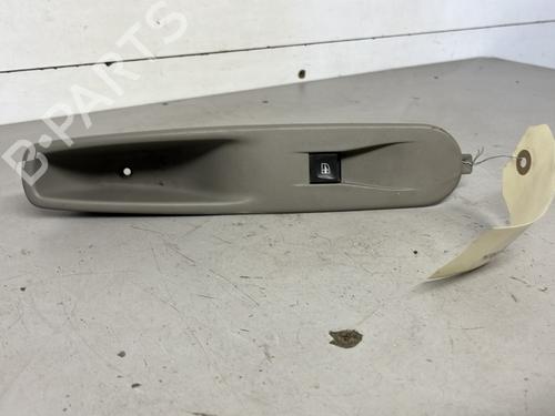 Used Right front window switch RENAULT ZOE (BFM_) ZOE (88 hp) 28815957