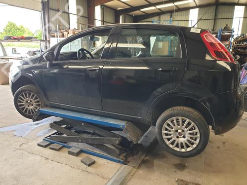 Right headlight FIAT GRANDE PUNTO (199_) 1.3 D Multijet | BP26427074C29