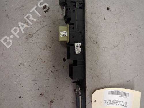 Left front window switch RENAULT CLIO IV (BH_) 0.9 TCe 90 (BHNF, BHMA, BHMH, BHJK, BHJR) | BP39032466I27 - Image 4