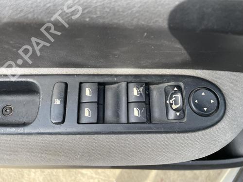 Used Left front window switch Left front window switch PEUGEOT 307 (3A/C) [2000-2012] 36285832 36285832
