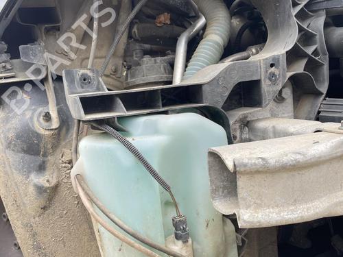 Used Windscreen washer tank Windscreen washer tank 36572168 36572168