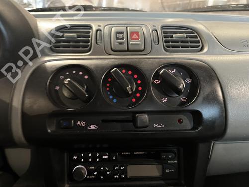 Commande Chauffage NISSAN MICRA II (K11) 1.3 i 16V (HK11) (75 hp) 31649541