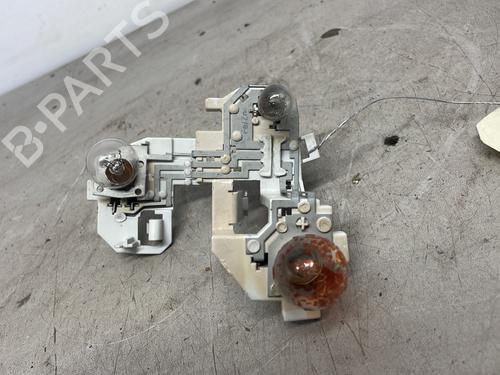 Used Lamp holder FORD FIESTA VI (CB1, CCN) 1.25 (82 hp) 31610777