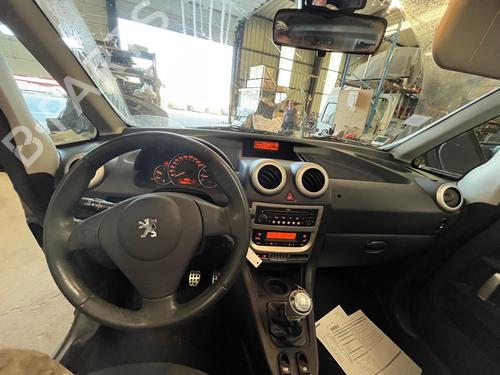 Used Fuse box Fuse box PEUGEOT 1007 (KM_) 1.6 HDi (109 hp) 36099348 36099348