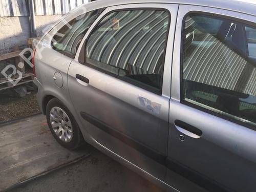 Used Right rear door CITROËN XSARA PICASSO (N68) 2.0 HDi (90 hp) 30593530