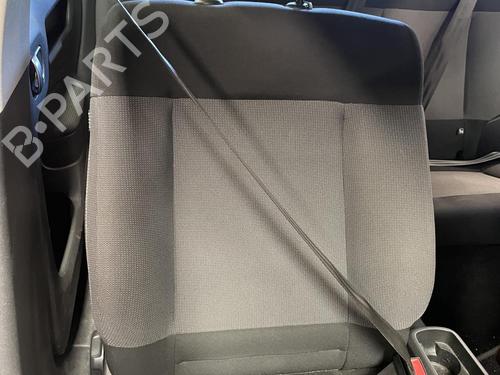 Used Seat buckle CITROËN C4 CACTUS 1.2 VTi 82 (82 hp) 27474569