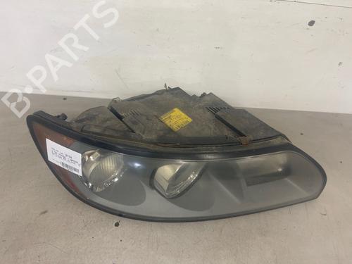 Used Right headlight Right headlight VOLVO V50 (545) 2.0 D (136 hp) 34717683 34717683