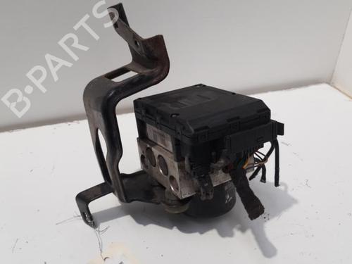Used ABS pump VW GOLF IV (1J1) 1.6 (100 hp) 26428385