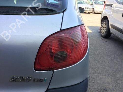 Used Lamp holder PEUGEOT 206 Hatchback (2A/C) 1.4 HDi eco 70 (68 hp) 27281995