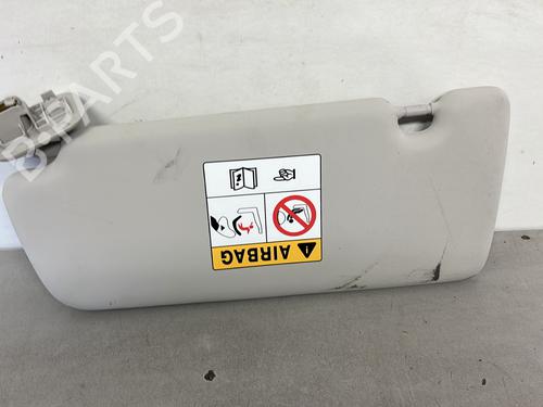 right-sun-visor-renault-megane-iv-hatchback-b9amn_-2015-32981338 main image