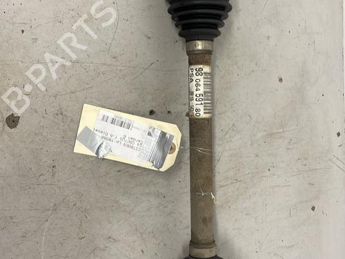 Left front driveshaft CITROËN C4 CACTUS 1.6 BlueHDi 100 | BP30083083M38