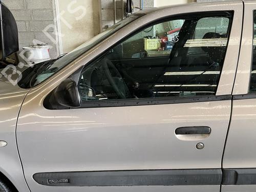 Used Front left lock CITROËN XSARA (N1) 1.4 HDi (68 hp) 26417963