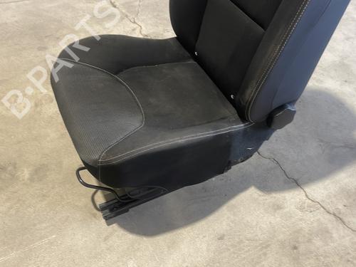 Right front seat RENAULT CLIO IV (BH_) 0.9 TCe 90 (BHNF, BHMA, BHMH, BHJK, BHJR) | BP33475547C16 - Image 2