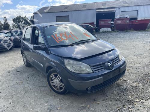 Left headlight RENAULT SCÉNIC II (JM0/1_) 1.5 dCi (JM1E, JM16) | BP26427810C28 