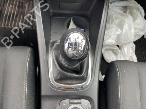 Used Gear lever RENAULT MEGANE III Hatchback (BZ0/1_, B3_) 1.5 dCi (BZ09, BZ0D, BZ1W, BZ29, BZ14) (110 hp) 31949584