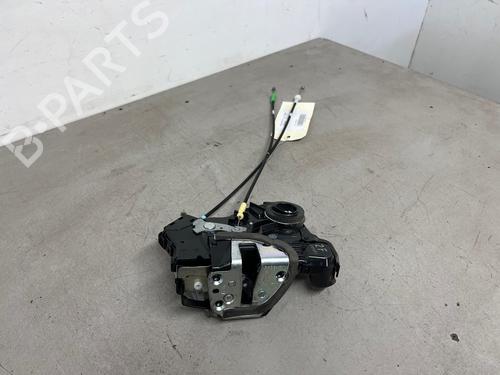 Used Front right lock Front right lock TOYOTA URBAN CRUISER (_P1_) 1.33 (NSP110_, NSP110R) (99 hp) 33945848 33945848