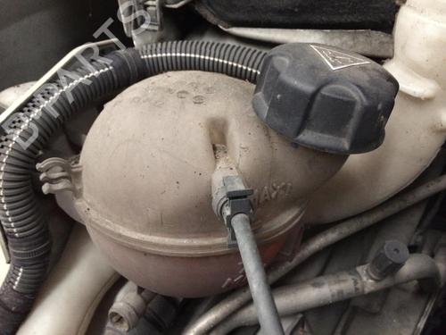Used Expansion tank CITROËN C3 II (SC_) 1.4 HDi 70 (SC8HZC, SC8HR0, SC8HP4) (68 hp) 26414518