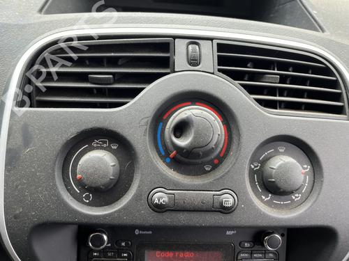 Used Climate control Climate control 38924282 38924282