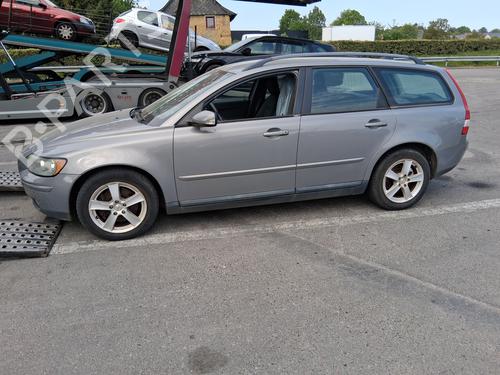 Right headlight VOLVO V50 (545) 2.0 D | BP34717683C29 - Image 8