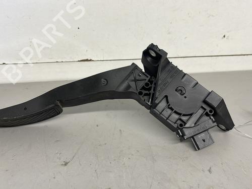 pedal-ford-fiesta-vii-hj-hf-2017-26413412 main image