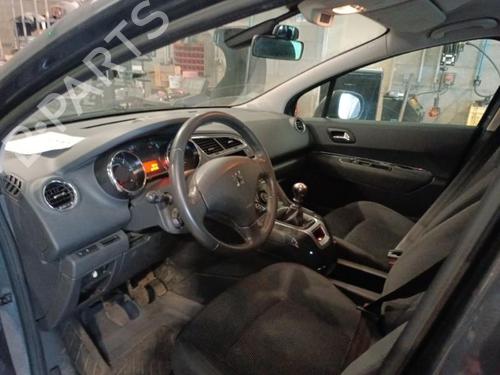 Steering column PEUGEOT 5008 (0U_, 0E_) 1.6 HDi | BP26421593M21