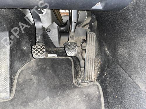 Used Break pedal Break pedal SKODA OCTAVIA II Combi (1Z5) 1.9 TDI (105 hp) 36653468 36653468