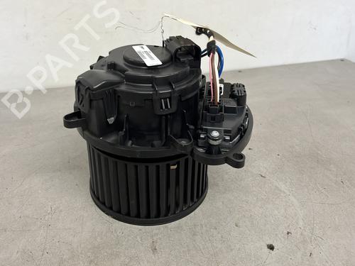 Used Heater blower motor Heater blower motor RENAULT MEGANE IV Hatchback (B9A/M/N_) 1.5 dCi 110 (B9A3) (110 hp) 32981376 32981376