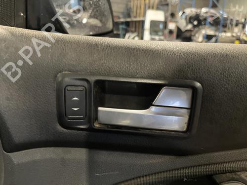 Højre fortil elrude kontakt FORD C-MAX (DM2) 1.6 TDCi (90 hp) 31358920