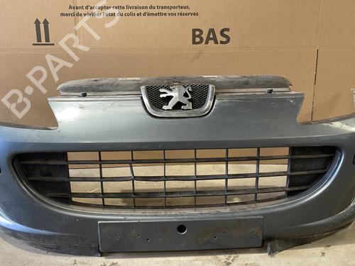 Used Front bumper PEUGEOT 407 (6D_) 2.0 HDi 135 (6DRHRH, 6DRHRE, 6DRHRG, 6DRHRJ) (136 hp) 31017441