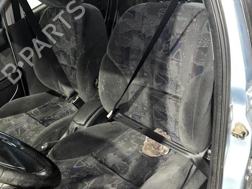Used Seat buckle CITROËN XSARA (N1) 1.6 16V (109 hp) 30882951