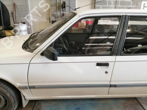 Used Front left door window PEUGEOT 309 II (3C, 3A) 1.9 Diesel (64 hp) 26426077