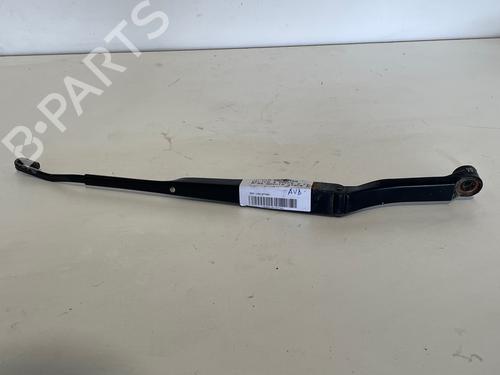 Used Front windshield wiper arm Front windshield wiper arm TOYOTA CELICA Coupe (_T20_) 2.0 i 16V (ST202/GT) (175 hp) 34373515 34373515