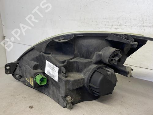 Right headlight FORD FIESTA V (JH_, JD_) 1.4 TDCi | BP26421240C29 