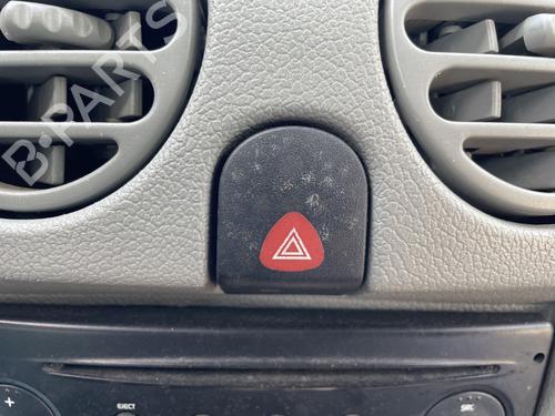 warning-switch-renault-kangoo-kc01_-1997-33935413 main image